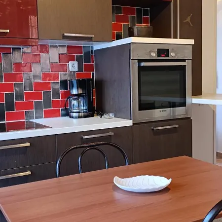 Traditional Two Level Holiday home